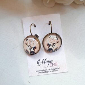 Kõrvarõngad roosi pildiga