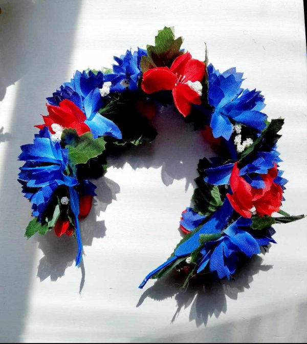 Headband with flowers