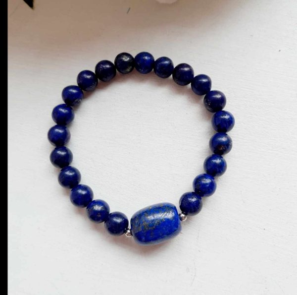 Bracelet with lapis lazuli