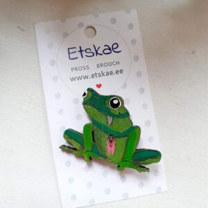Käsitsi maalitud pross "Konn"