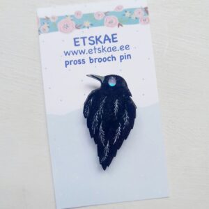 Käsitsi maalitud pross "Harakas"