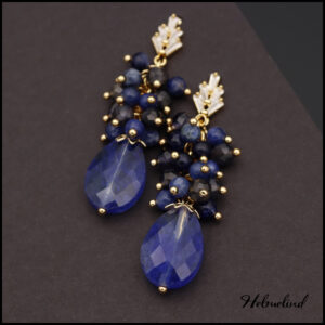 Amazing earrings with glass crystals