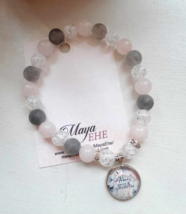 Bracelet with mountain crystals