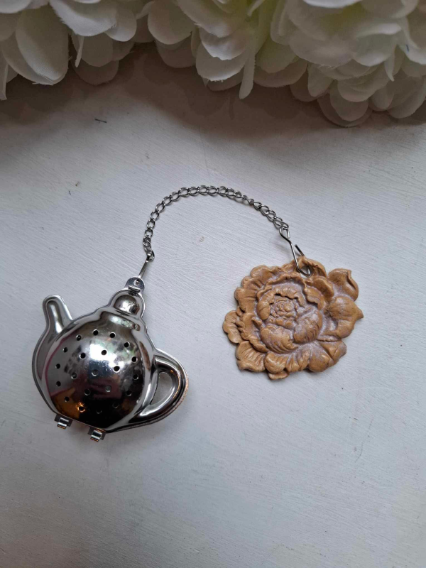 Tea strainer
