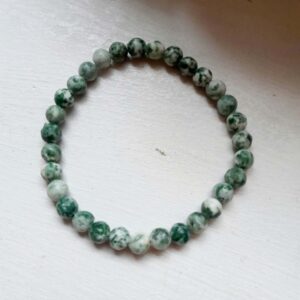 Bracelet with prehnite