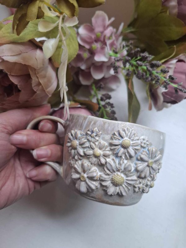 Ceramic cup