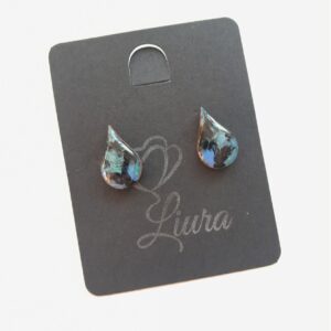 Beautiful handcrafted earrings