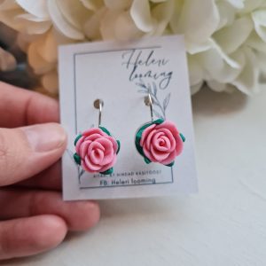 Kaunid fimosavist kõrvarõngad "Roos"