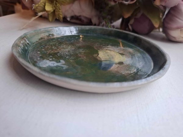 A beautiful ceramic base with painted pictures! - Image 2