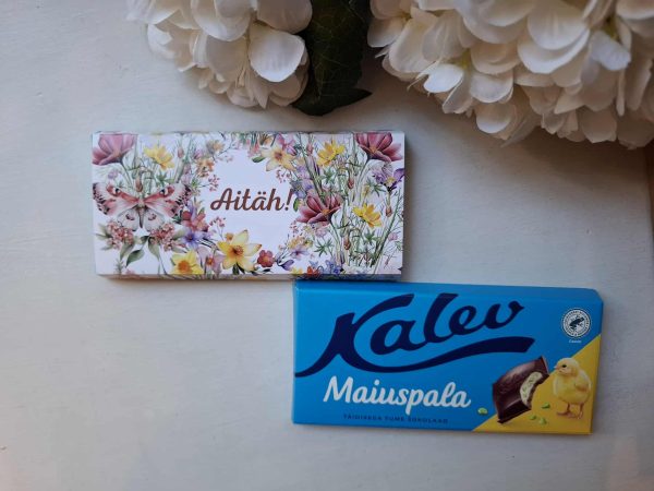 Disainitud ümbrisega šokolaad "Aitäh!", liblikas ja lilled - Image 2