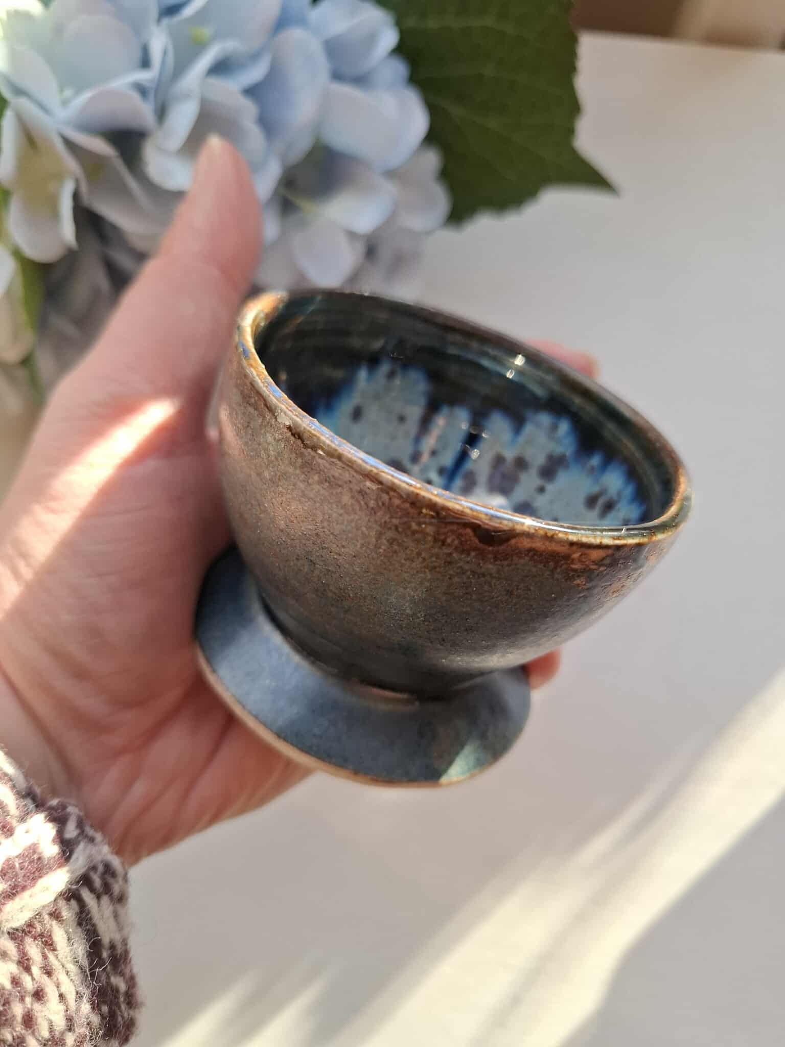 Kedrakeraamikana valminud peeker "Sügav sinine"