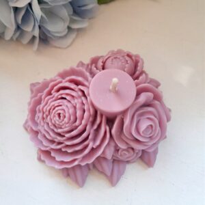 Sojavahast küünal "Lillebukett"