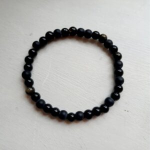 Bracelet with hematite and onyx