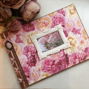 Pildialbum pojengidega