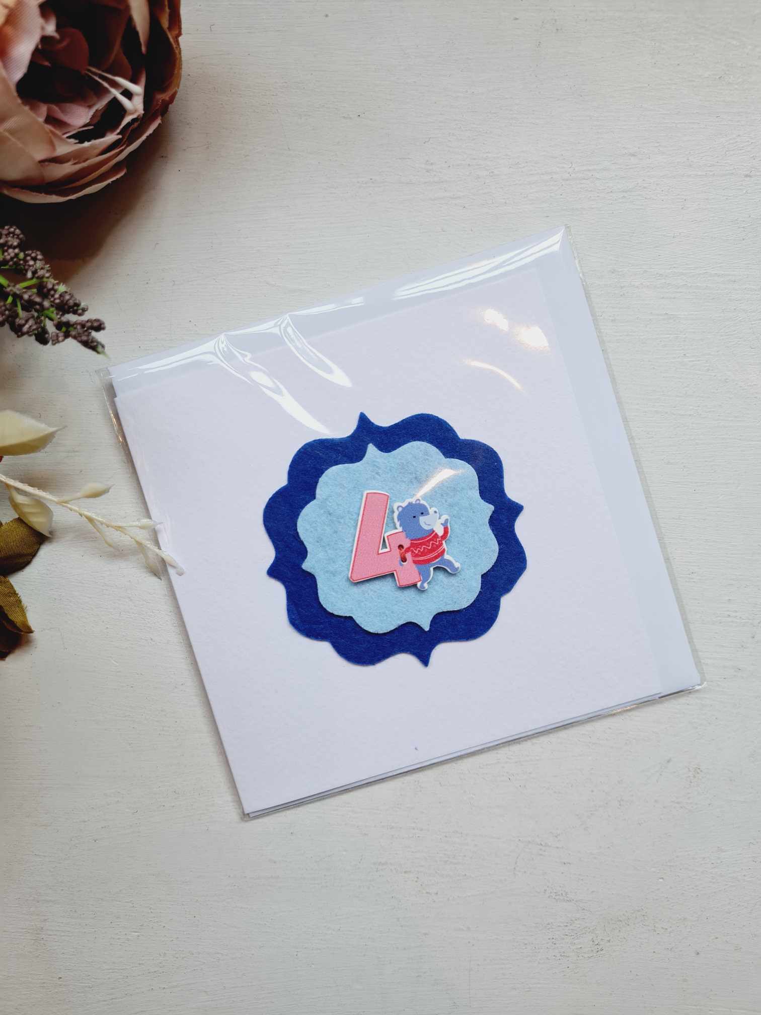 Õnnitluskaart "nr 4", karu