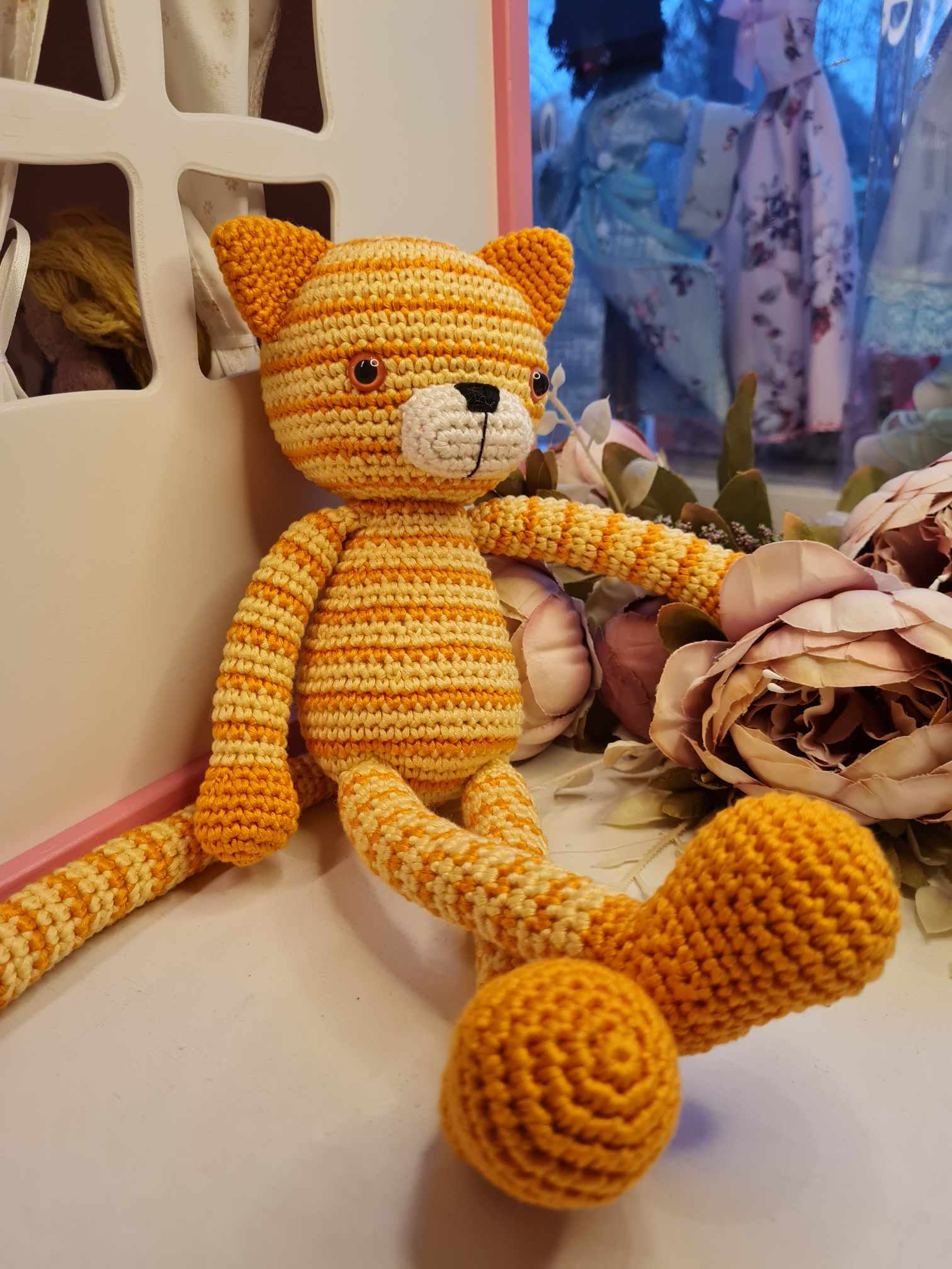 Heegeldatud Kass Triibik