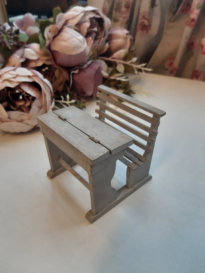 Nukumööbel, väike koolipink