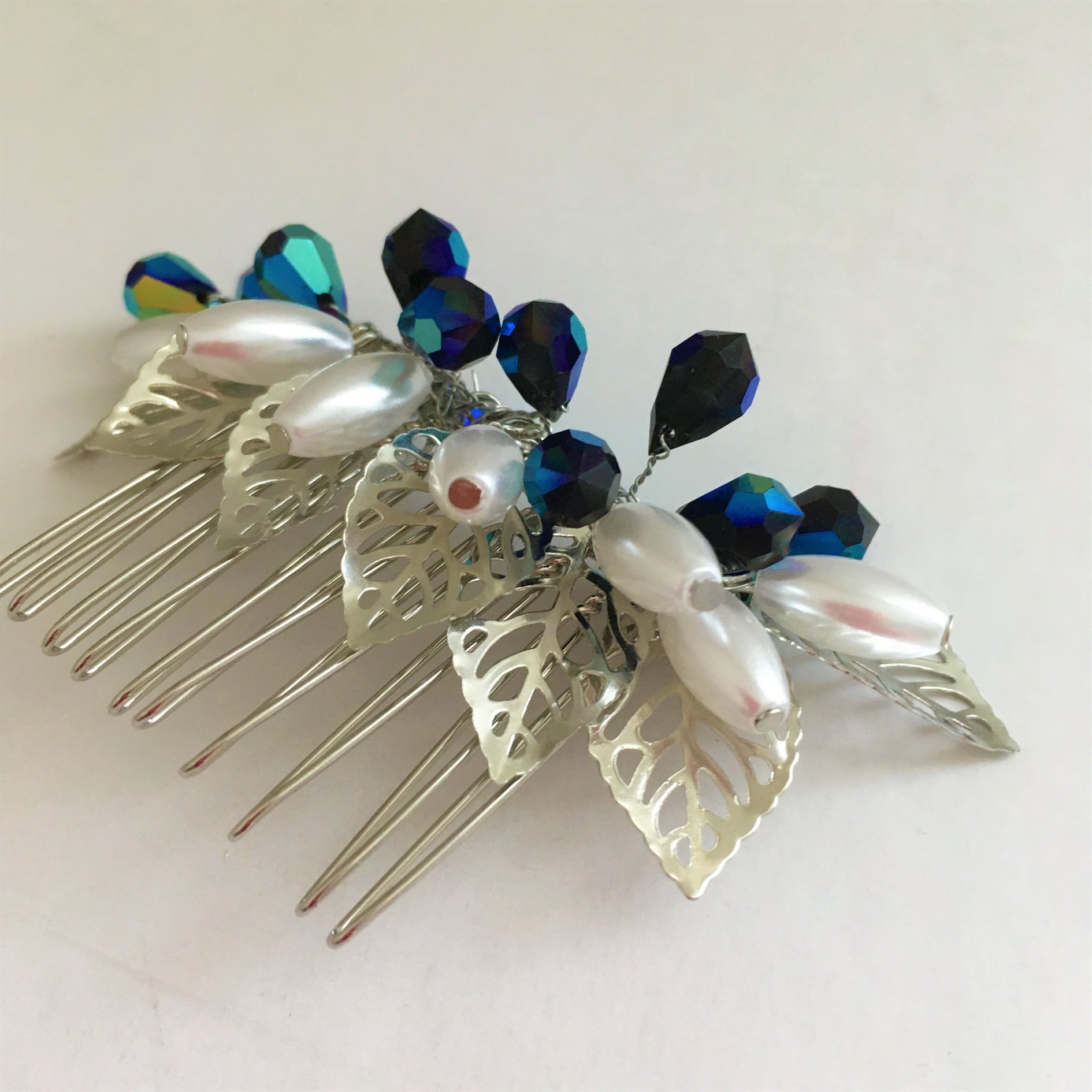 Käsitsi meisterdatud kaunis ehtekomplekt "Pakane aknaklaasil"