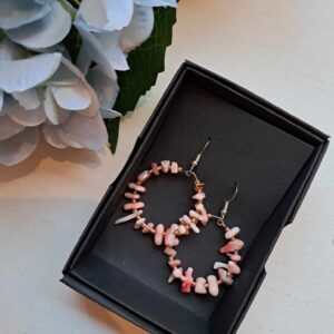 Käsitsi meisterdatud kaunid kõrvarõngad