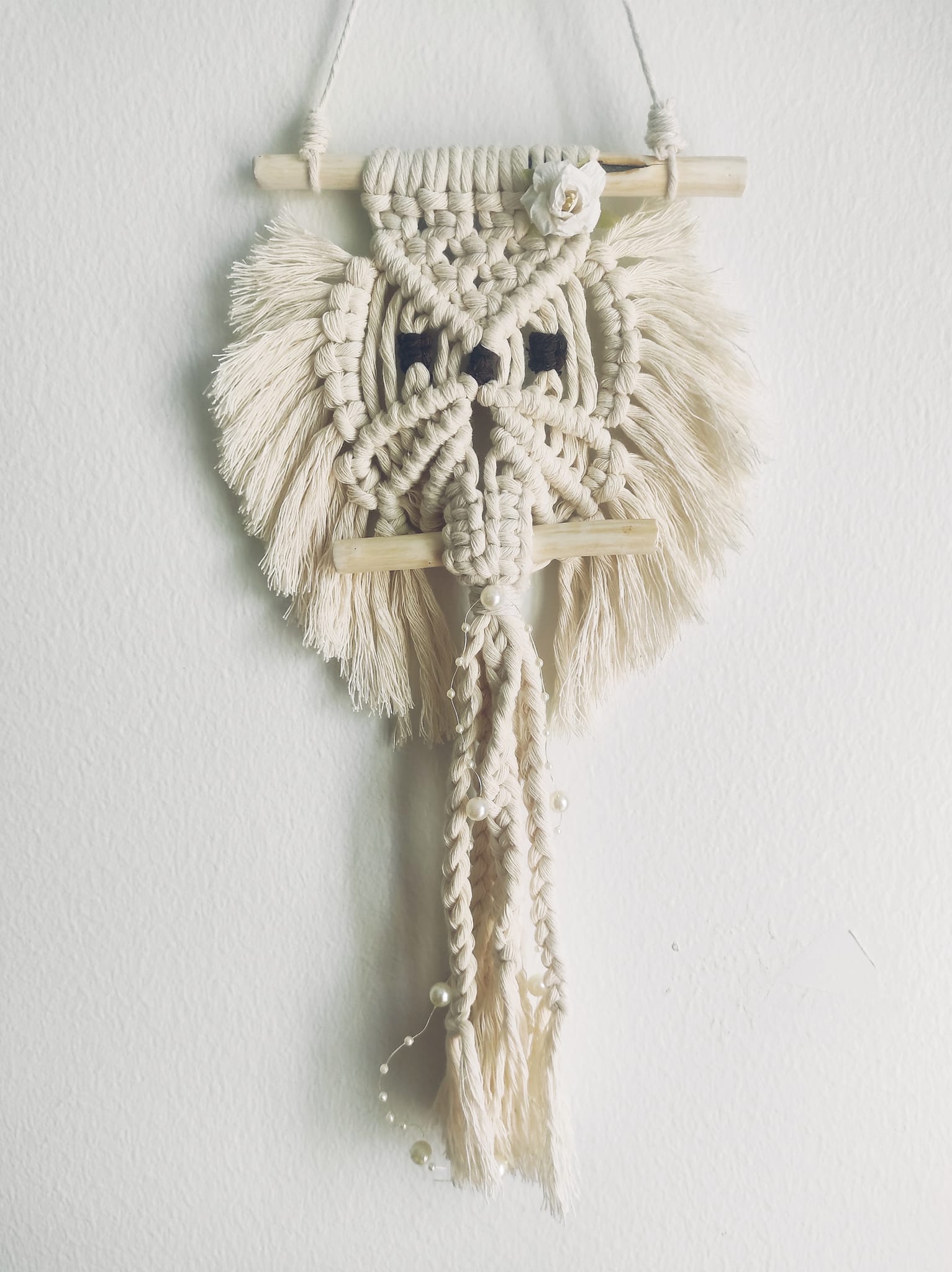 Makramee tehnikas seinakaunistus "Öökull"