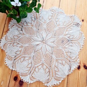 Käsitsi heegeldatud puuvillane laudlina 70cm