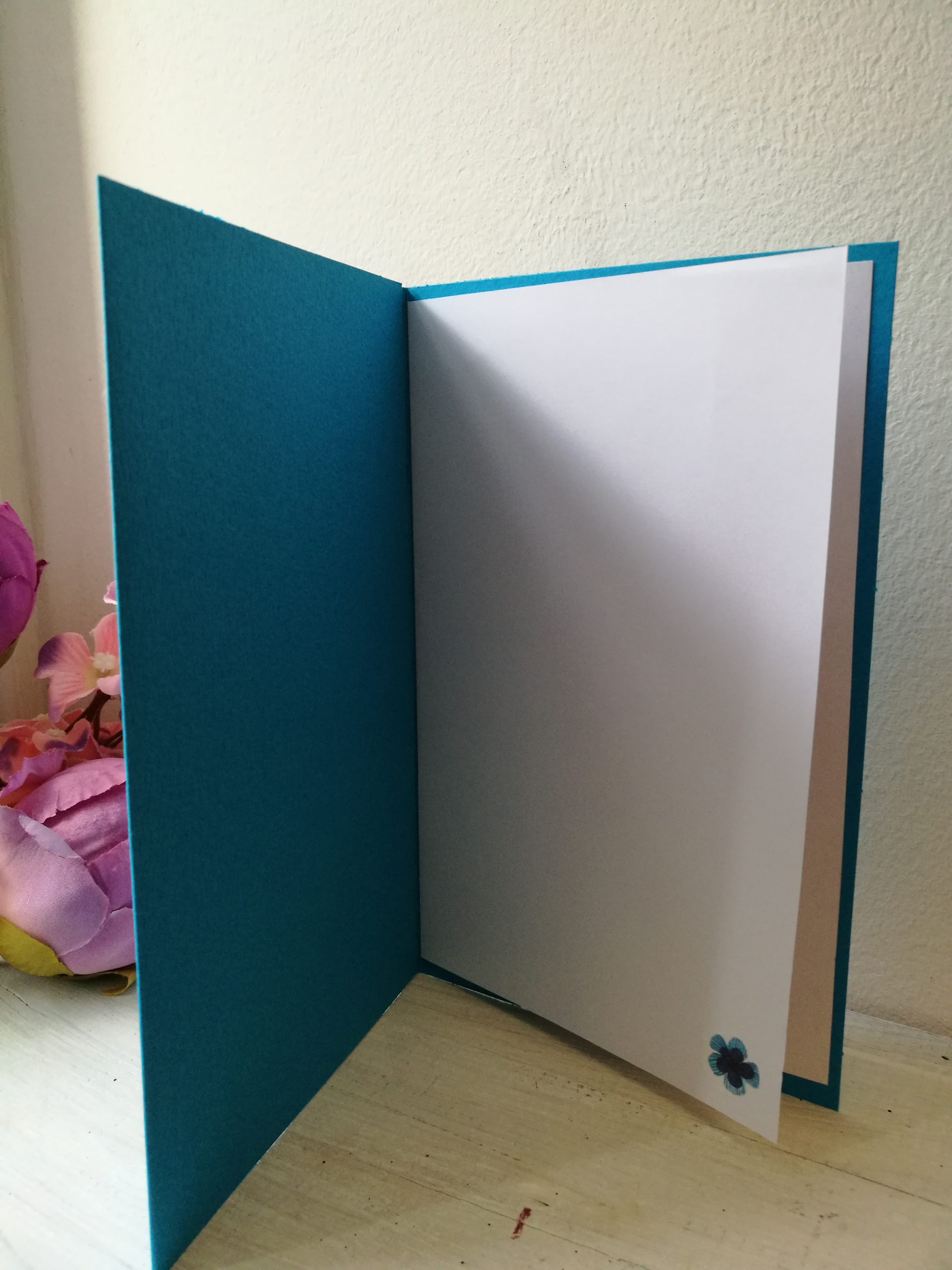 Paeltikandis valminud õnnitluskaart "Rukkililled"