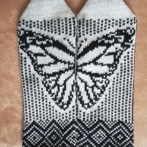 Liblikaga kahekordsed kindad