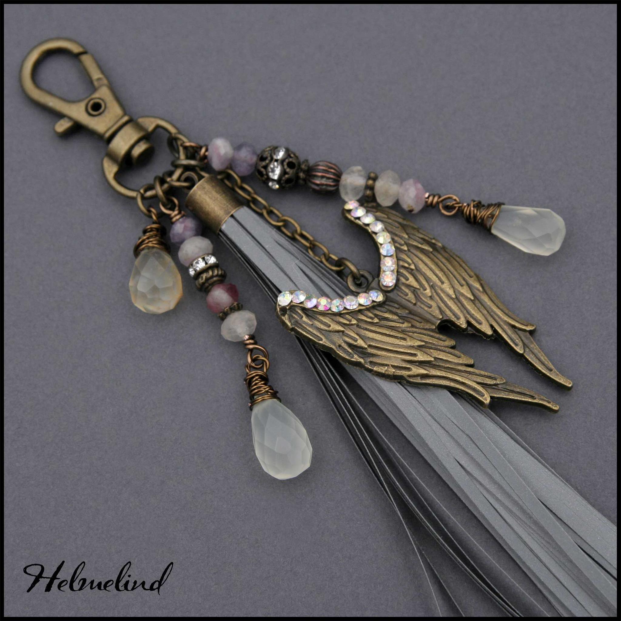 Külluslik helkiv ripats ploomiõie turmaliini ja kaldsedoniga