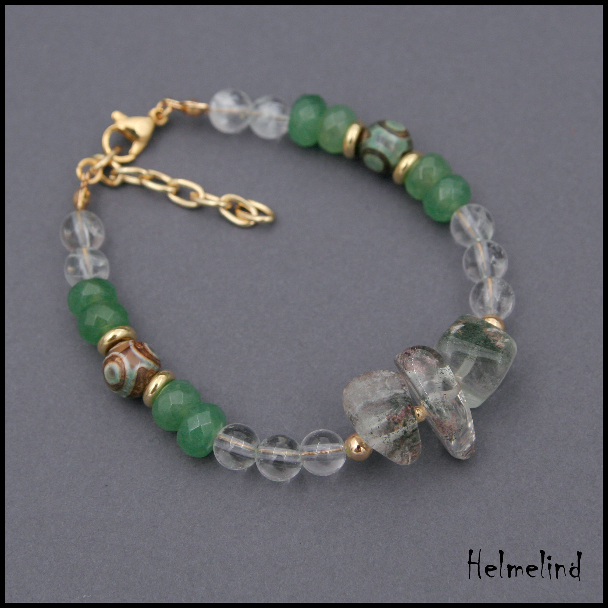 Kaunis poolvääriskividest käeehe- roheline aventuriin, tiibeti dzi ahhaat, ladoliit