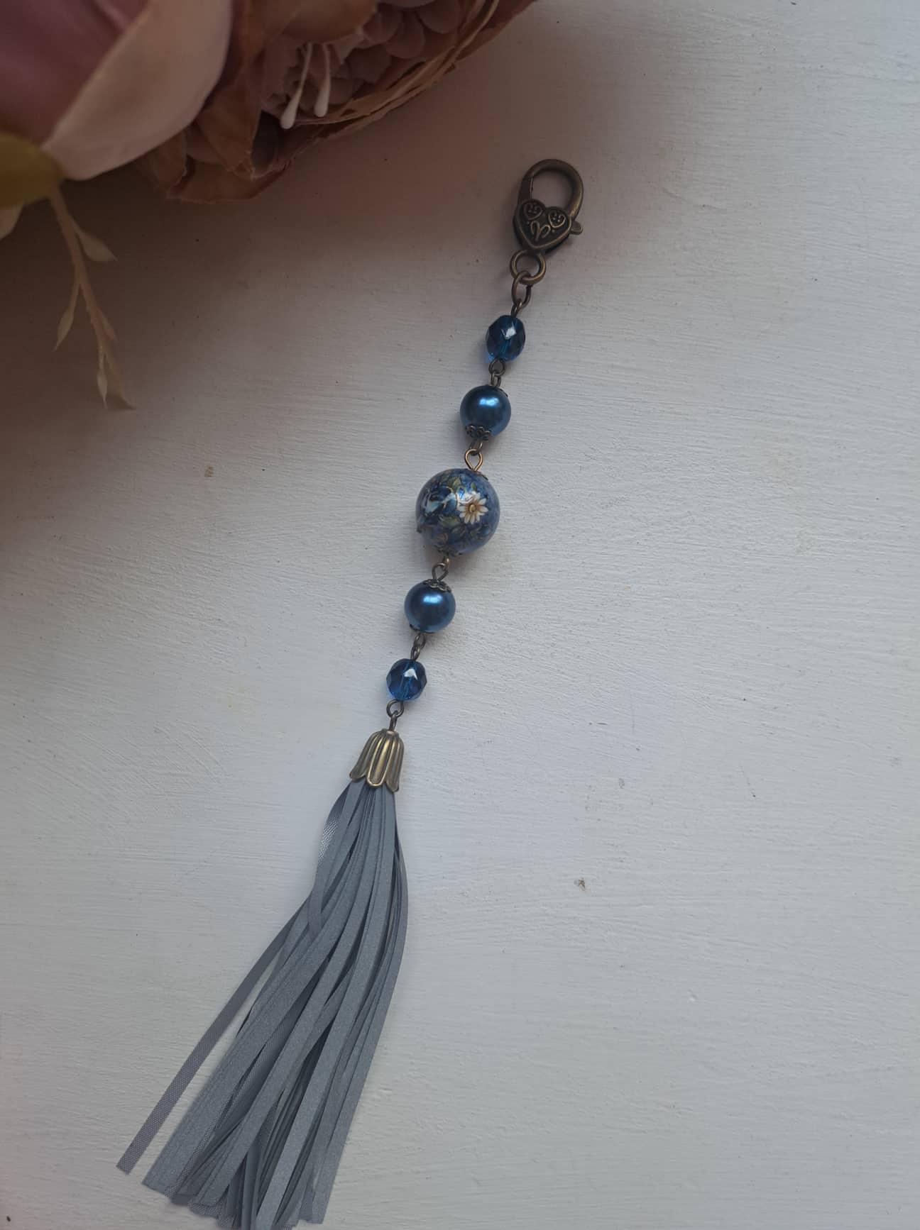 Sinise tensha helmega helkiv ripats