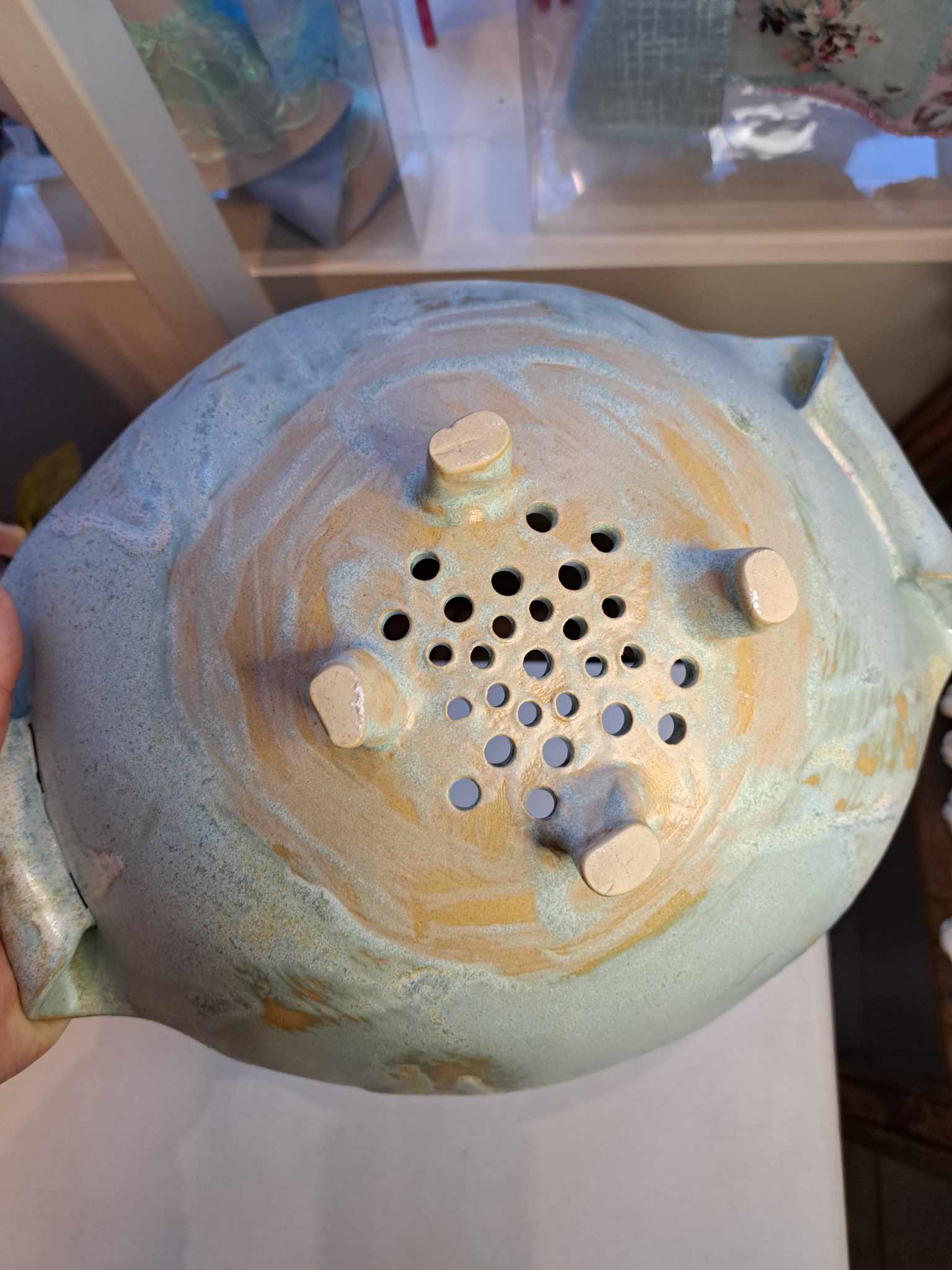 Käsitsi meisterdatud keraamiline sõel