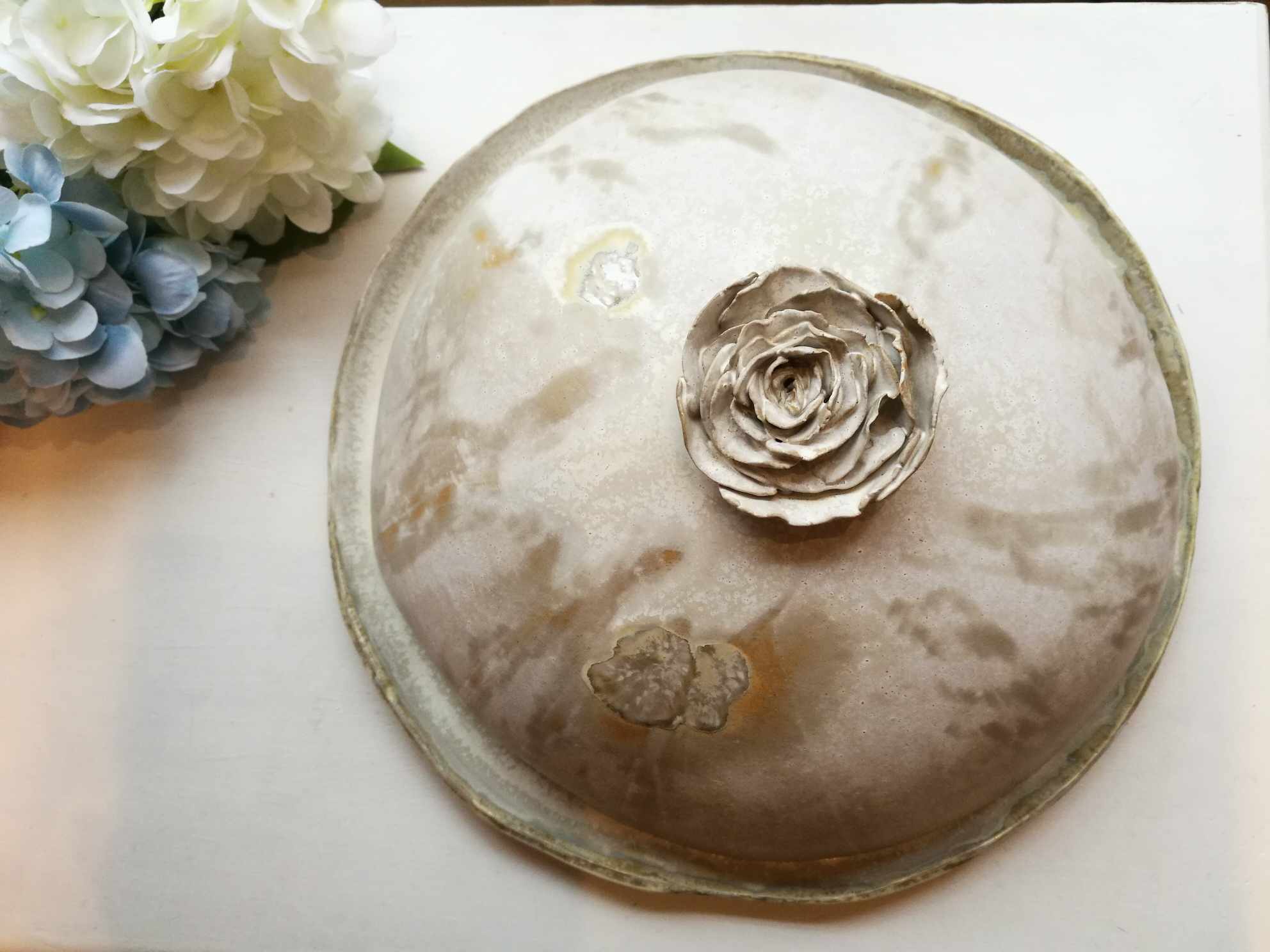 Keraamiline pannkoogitirin "Roos"