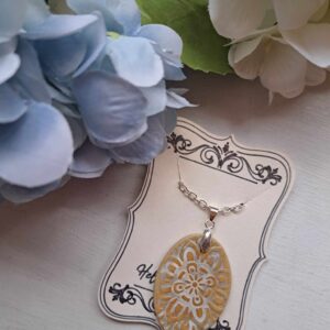 Kaunis keraamiline kaelakee "Mandala"