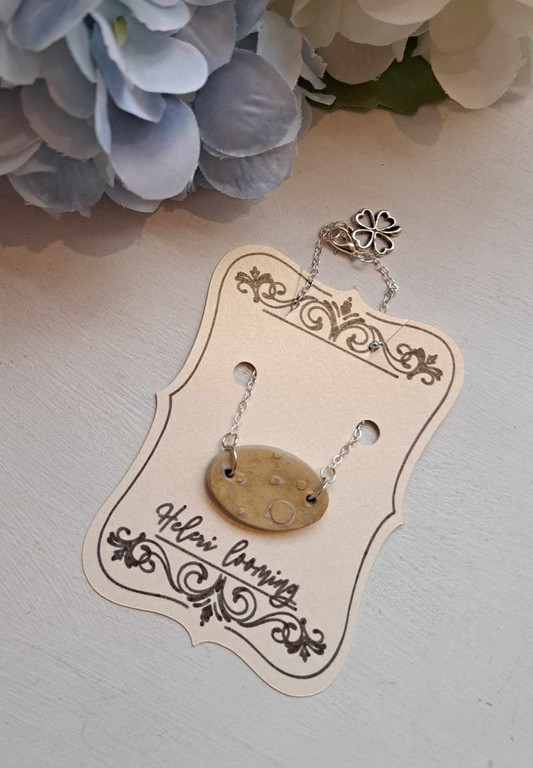 Kaunis keraamiline käeehe "Täpp"