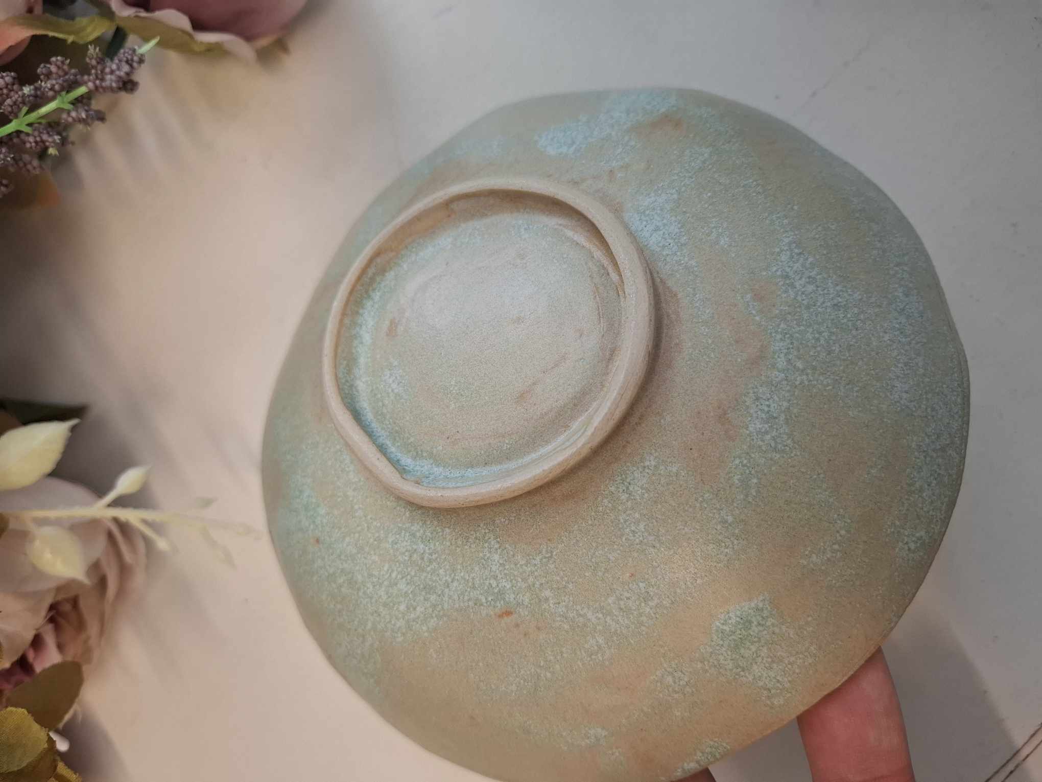 Käsitsi meisterdatud keraamiline kauss "Maasikad"