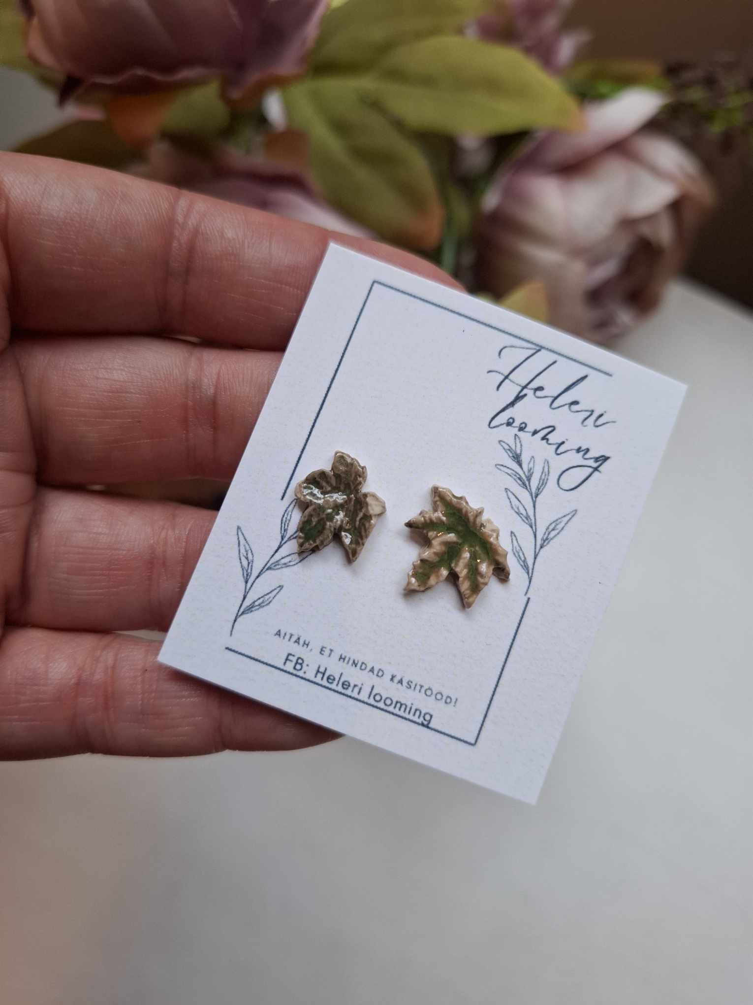 Kaunid keraamilised kõrvarõngad "Imelised vahtralehed"