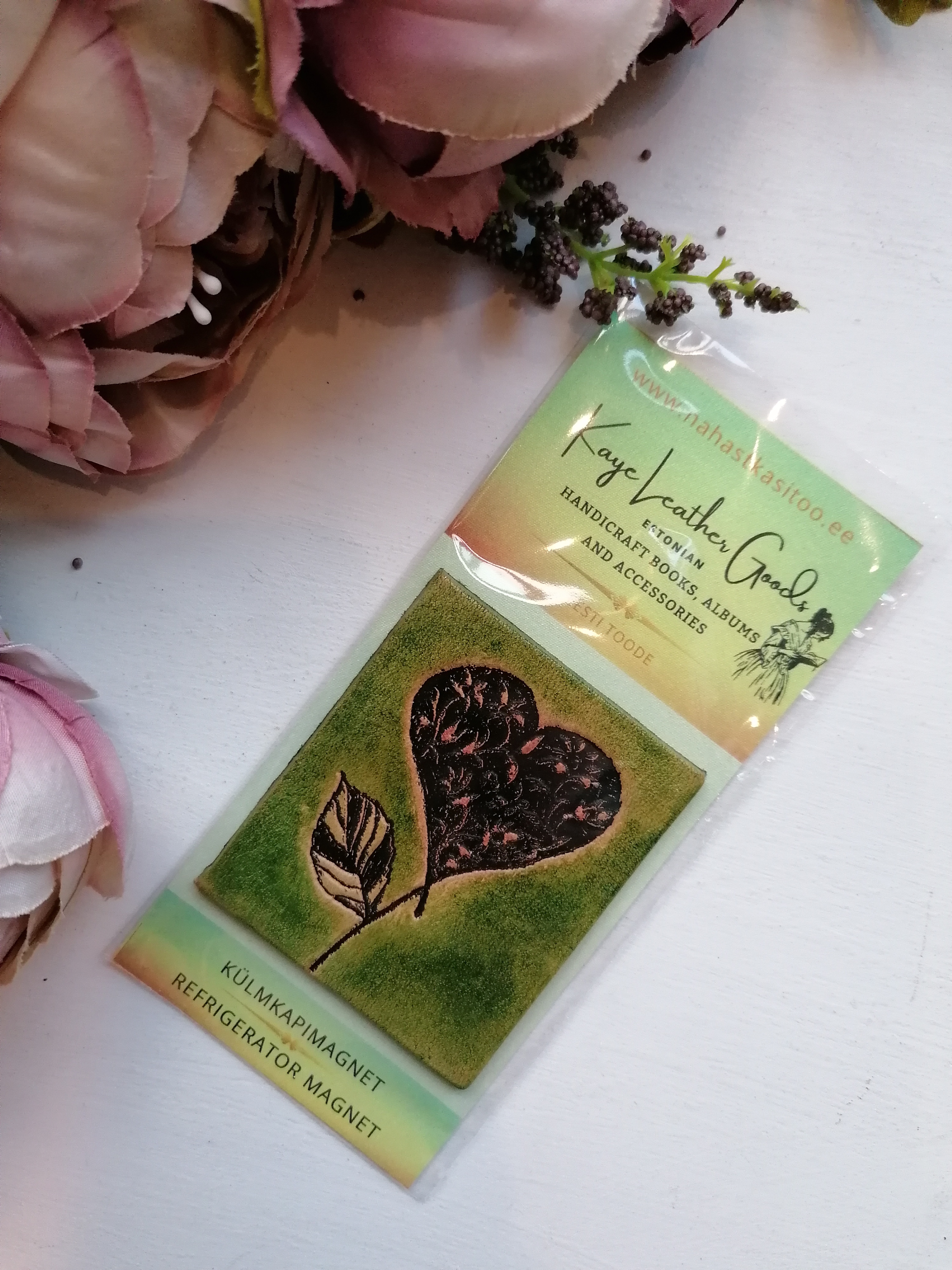 Nahast magnet "Imeline südameke", roheline
