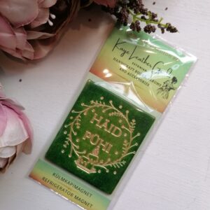 Nahast magnet "Häid pühi", roheline