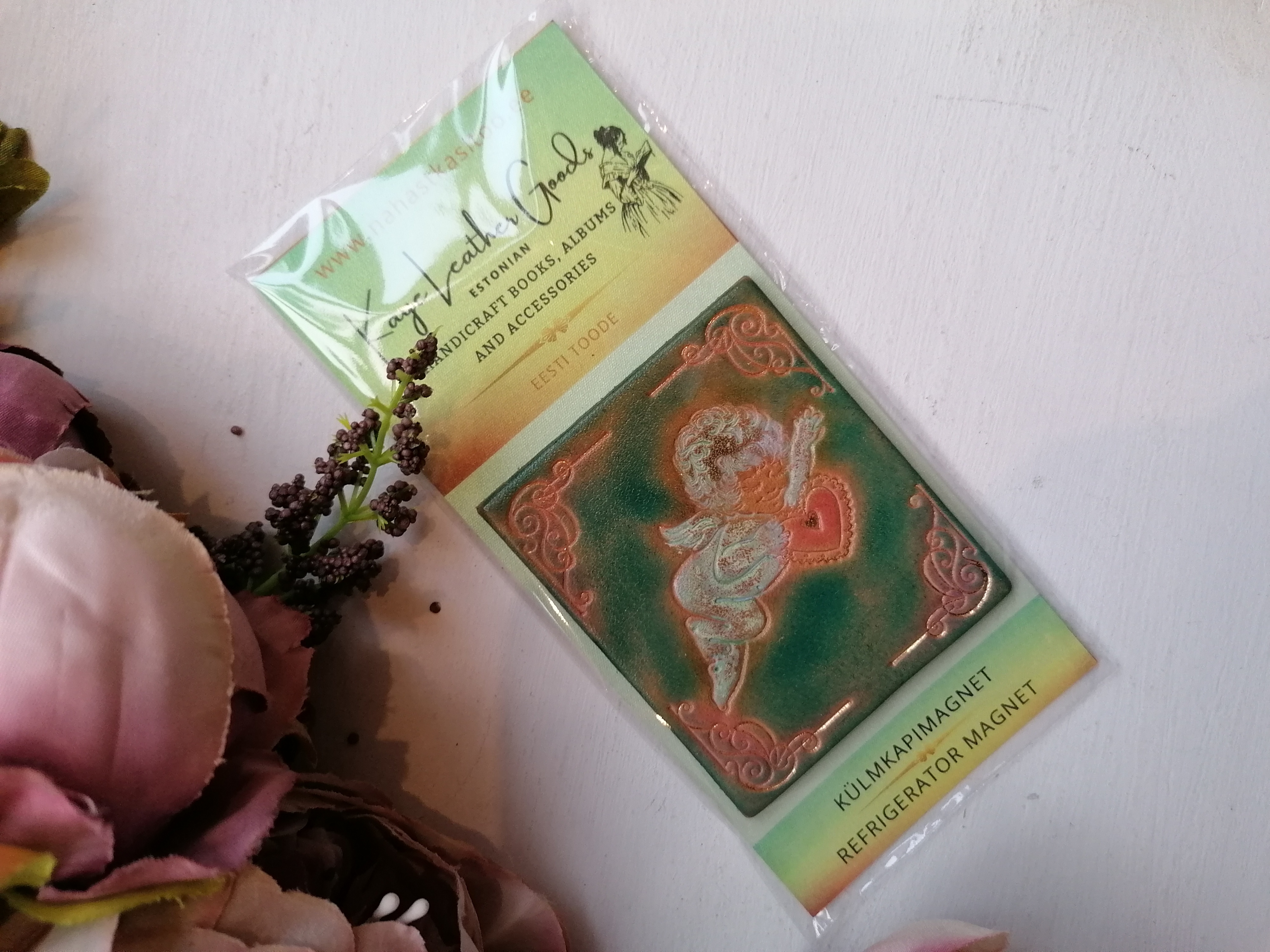 Nahast magnet "Ingel", roosakalt roheline