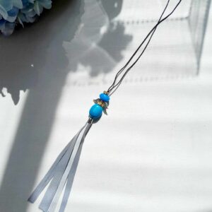 Helkiv ripats klaashelmestega