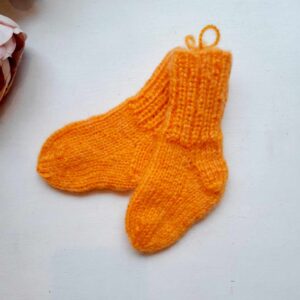Käsitsi kootud soojad lastesokid, nr 18
