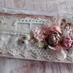 Romantilistes toonides šokolaaditasku