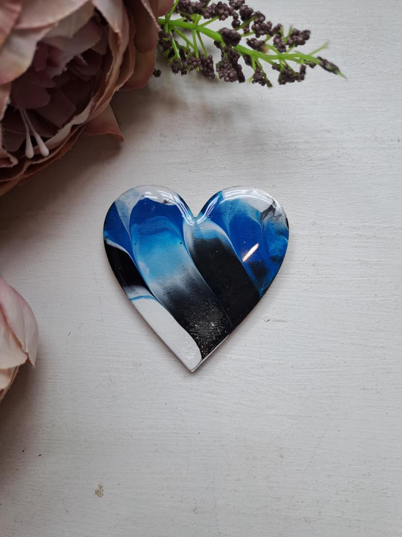 Kaunis südamekujuline magnet "Eesti"