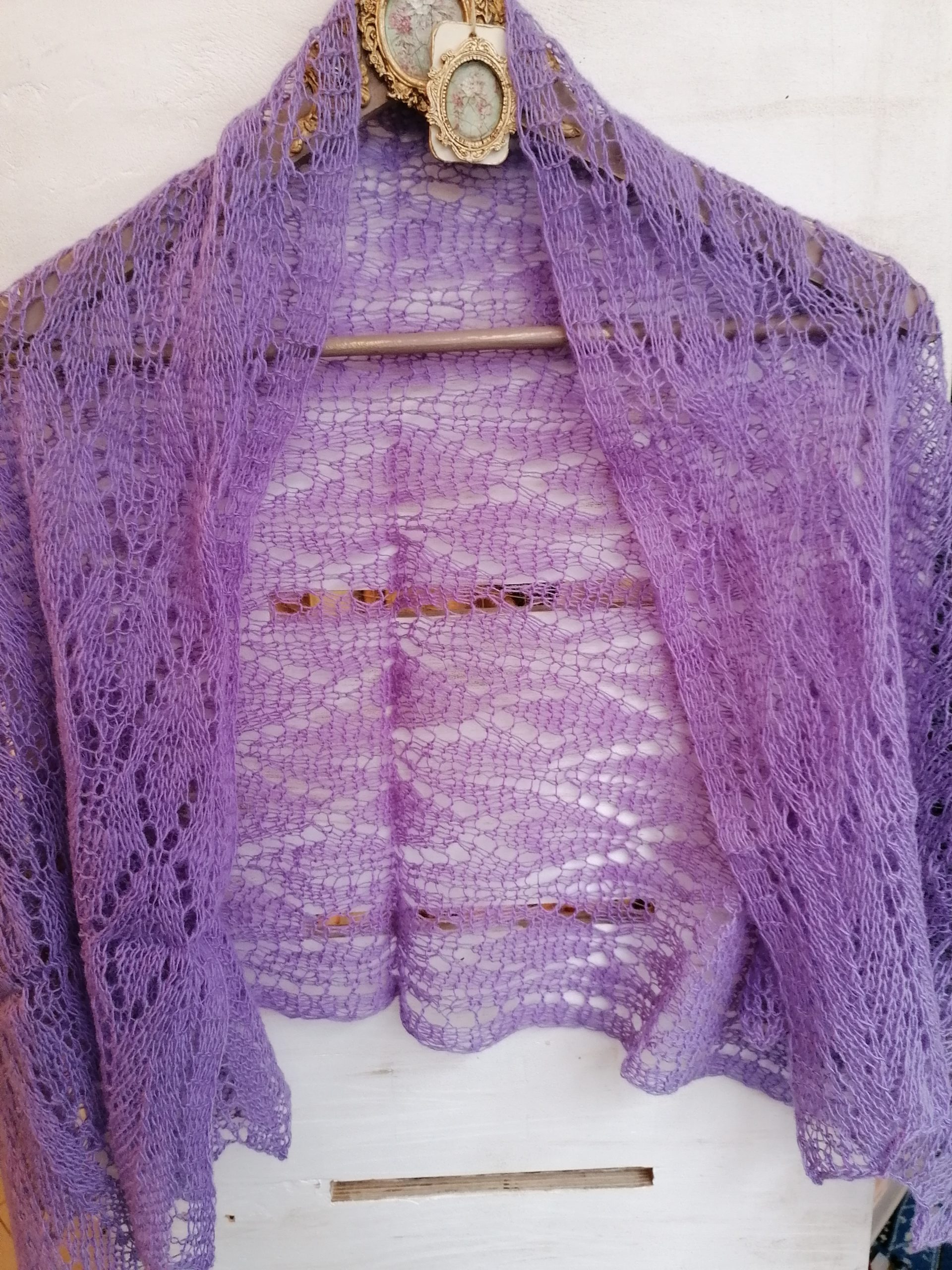 Pitsiline õlasall, lilla