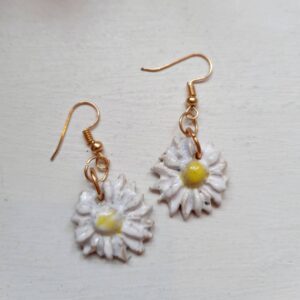 Kõrvarõngad "Kaunid karikakrad"