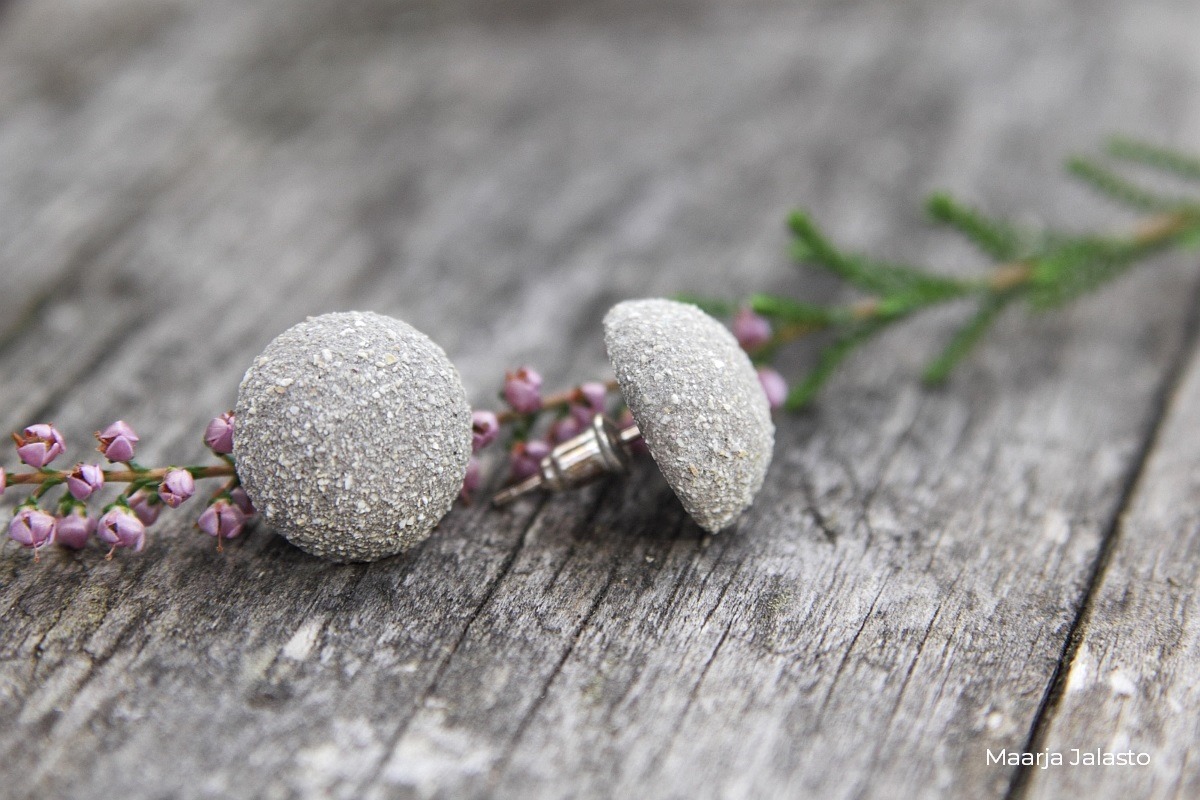 Portselanist kõrvarõngad, hall