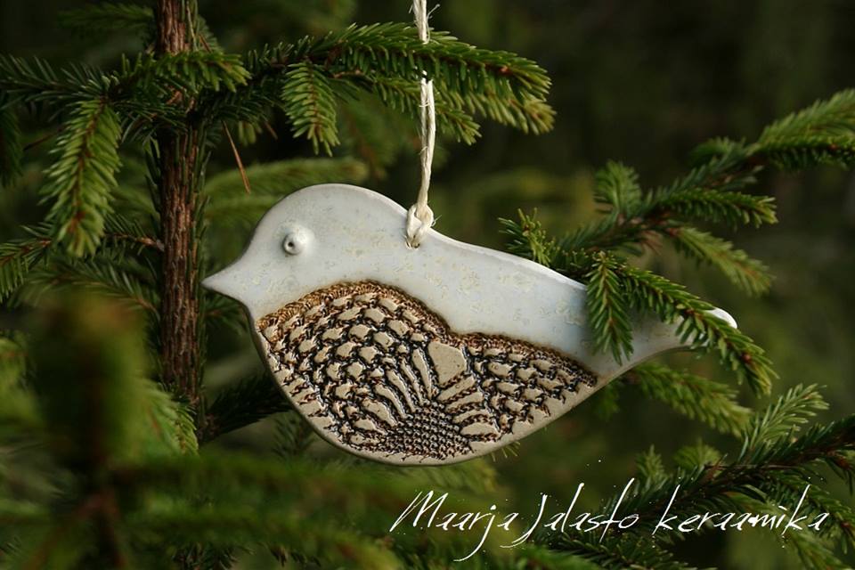 Keraamiline leevikest kujutav jõuluehe