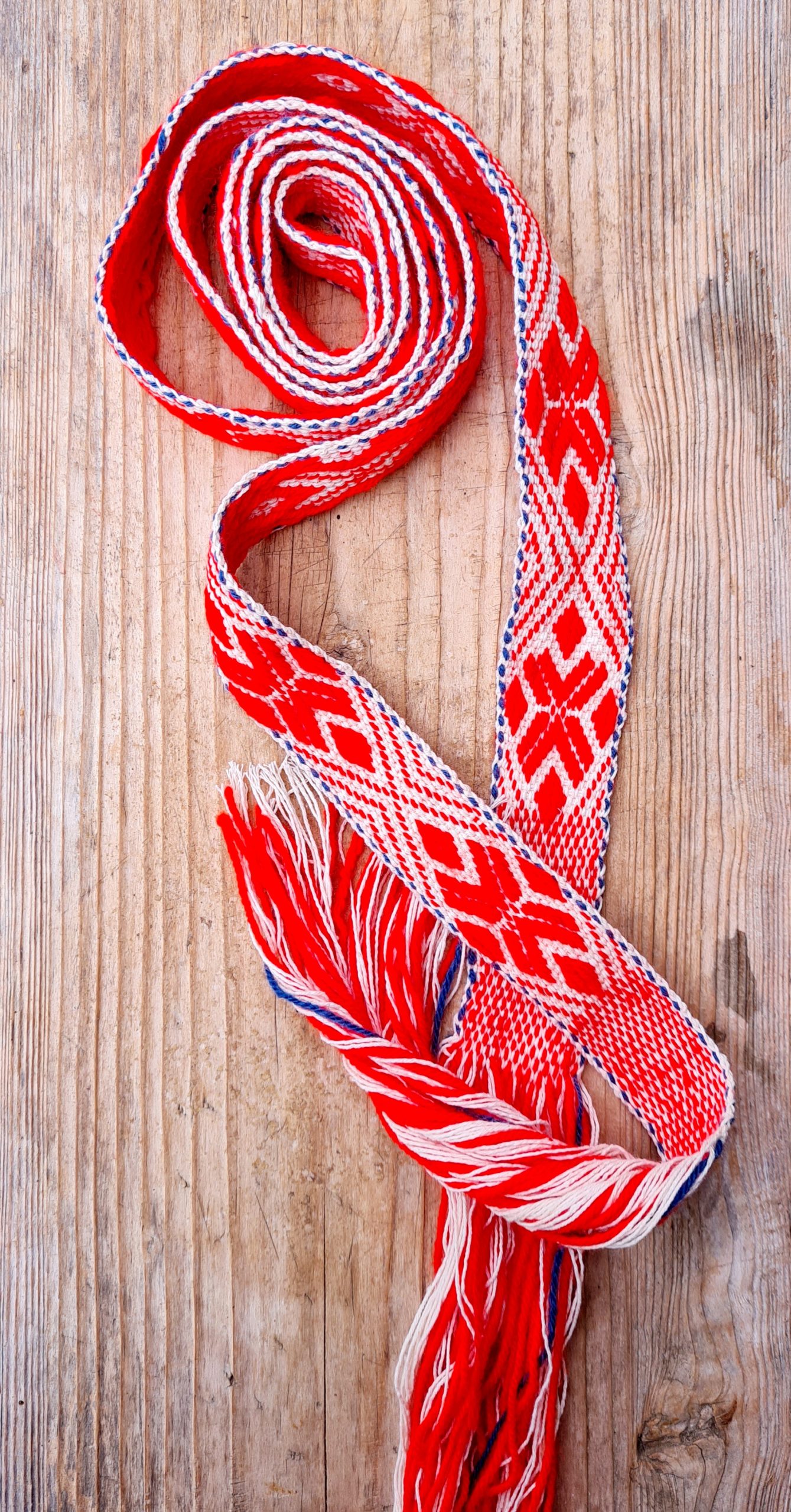 Rahvuslik kirivöö "Äksi"