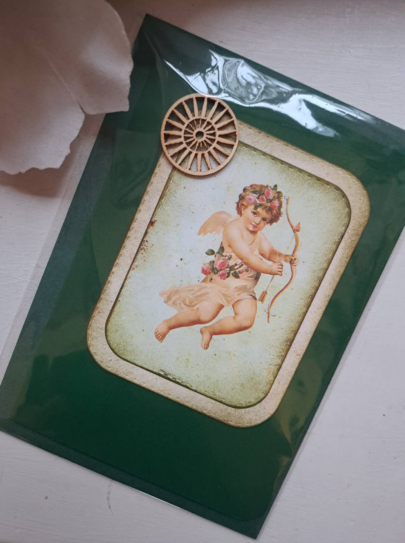 Jõulukaart ümbrikuga, inglikese ja roosidega