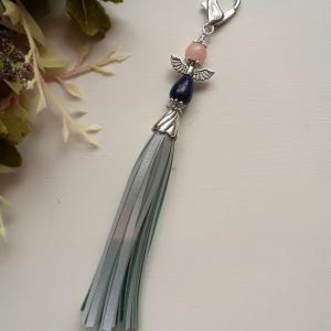 Helkiv ripats poolvääriskiviga, roosa kvarts ja jadeiit